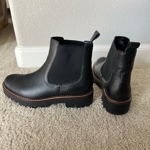 Women’s Chelsea Booties